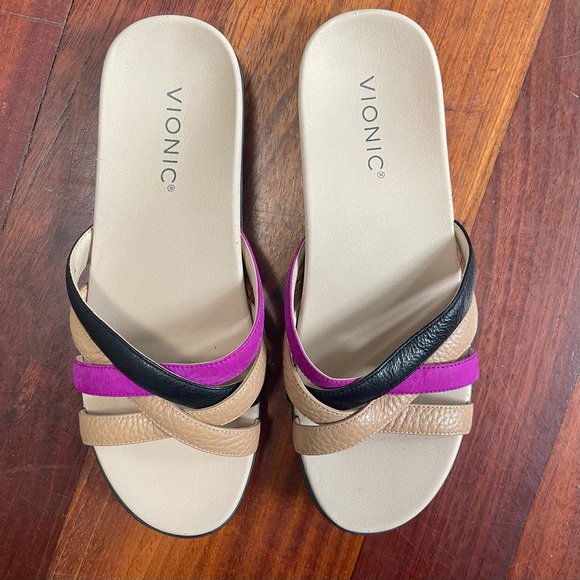 Vionic Dava Leather Sandals Size 7 Flats Strappy Summer Black Tan Purple - Picture 3 of 11